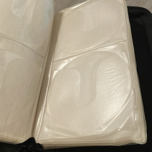 Faux PU Leather 56 Disc CD/DVD Holder Storage Case Organizer-Wallet Bag-Album - Picture 4 of 5